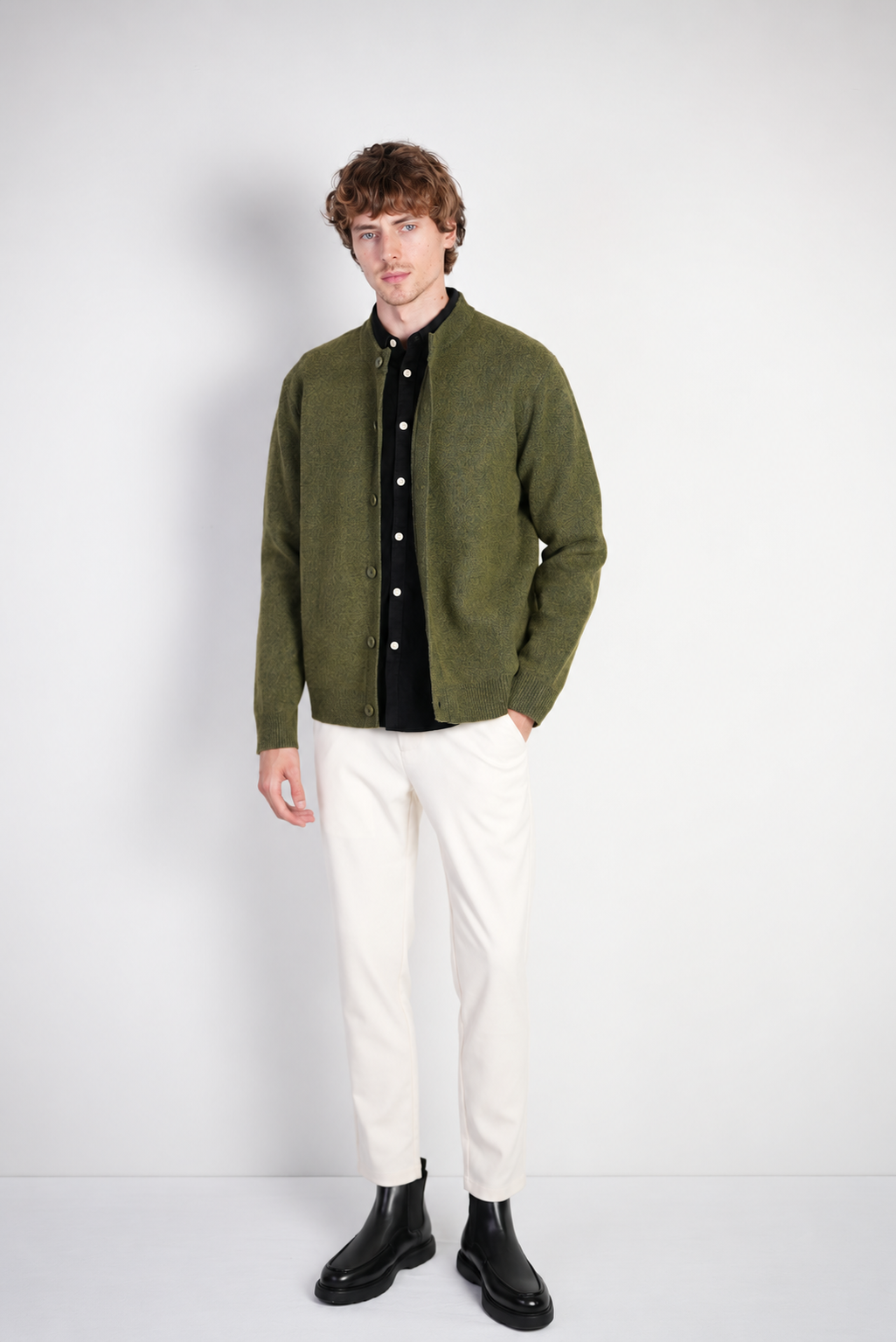 GREEN