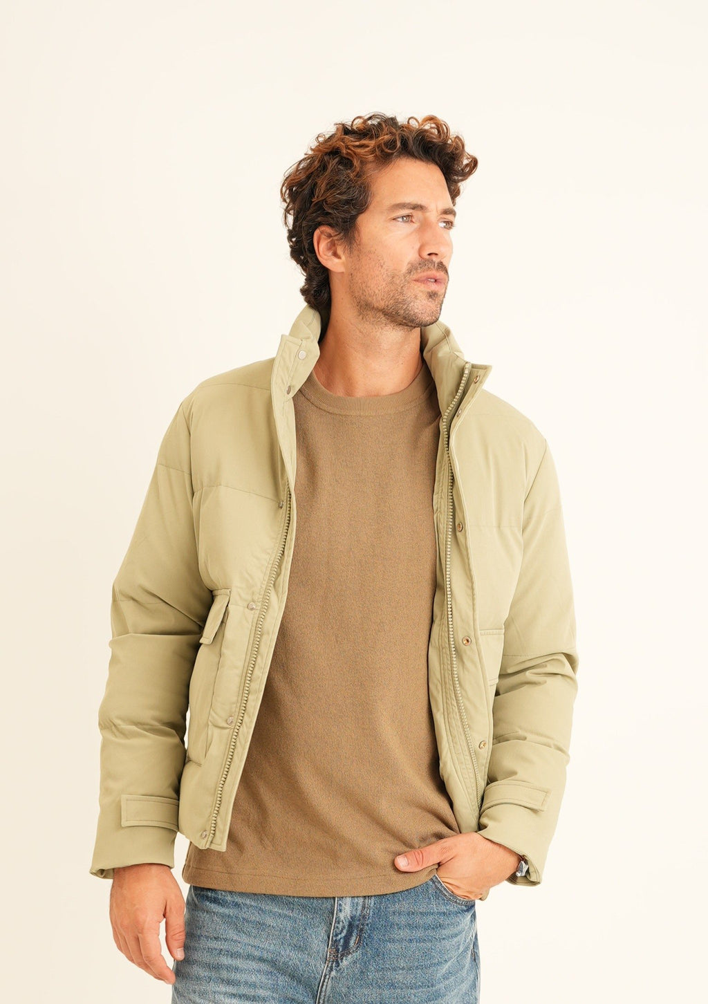 LIGHT GREEN