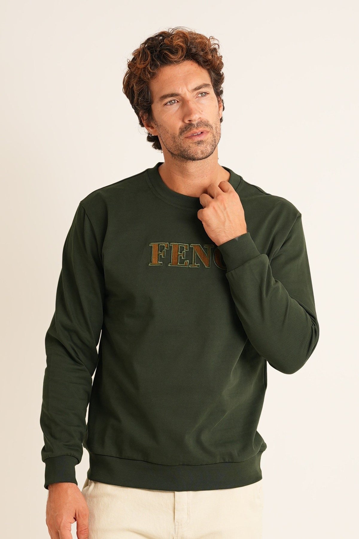 GREEN